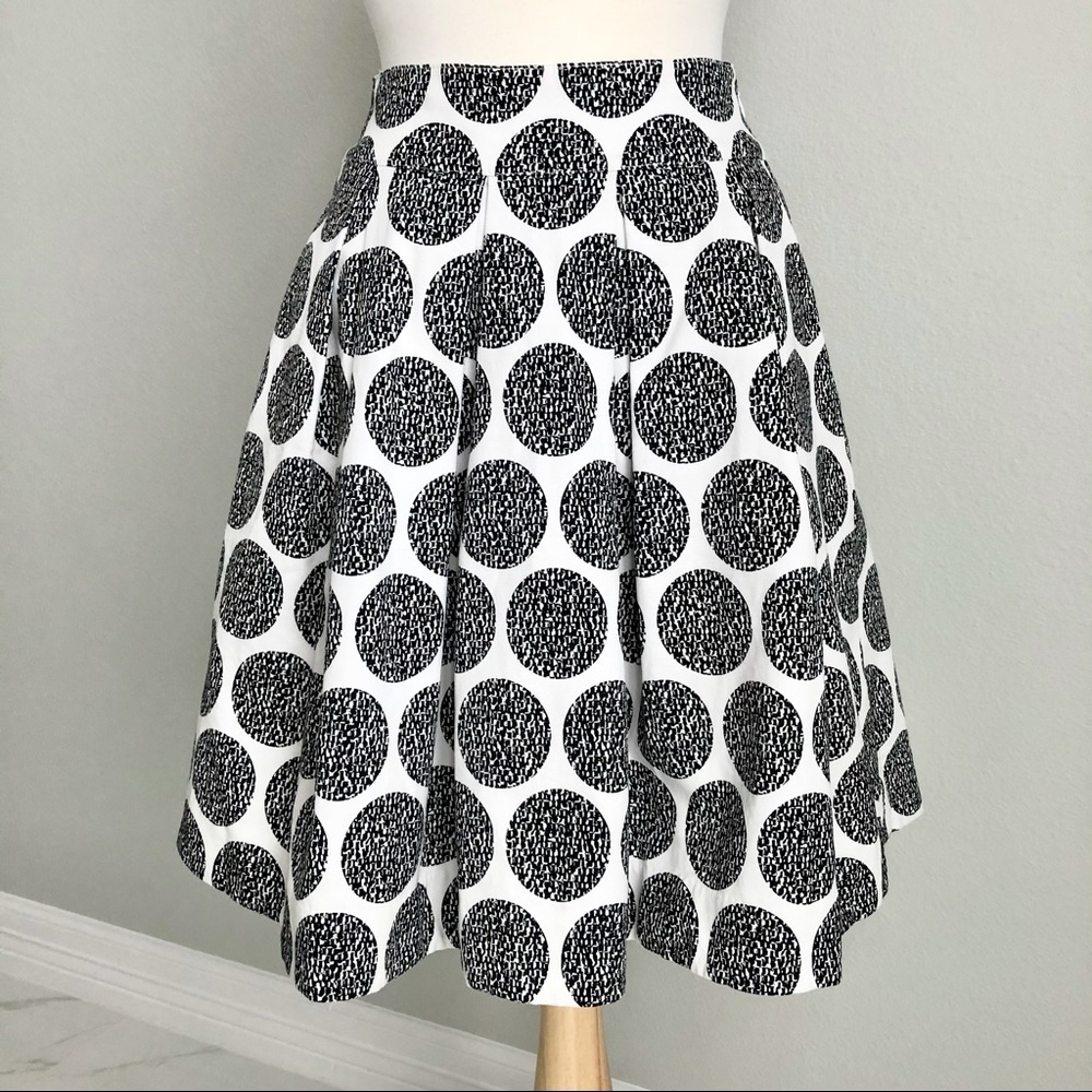 WHBM White & Black Dotted Skirt